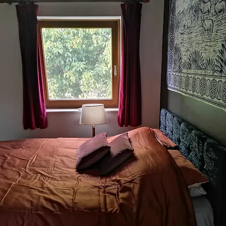 Maison d'hôtes Mevazaraguesthouse *